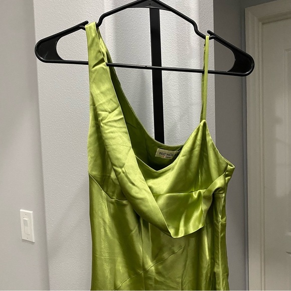 NICHOLAS Duna Gown Maxi Dress in Light Green Cowl Neckline Evening Size US 10 - Picture 3 of 8